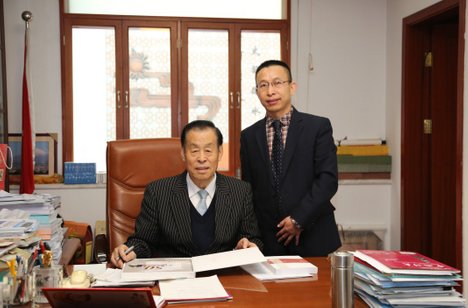 Became a student of China national acupuncture academician